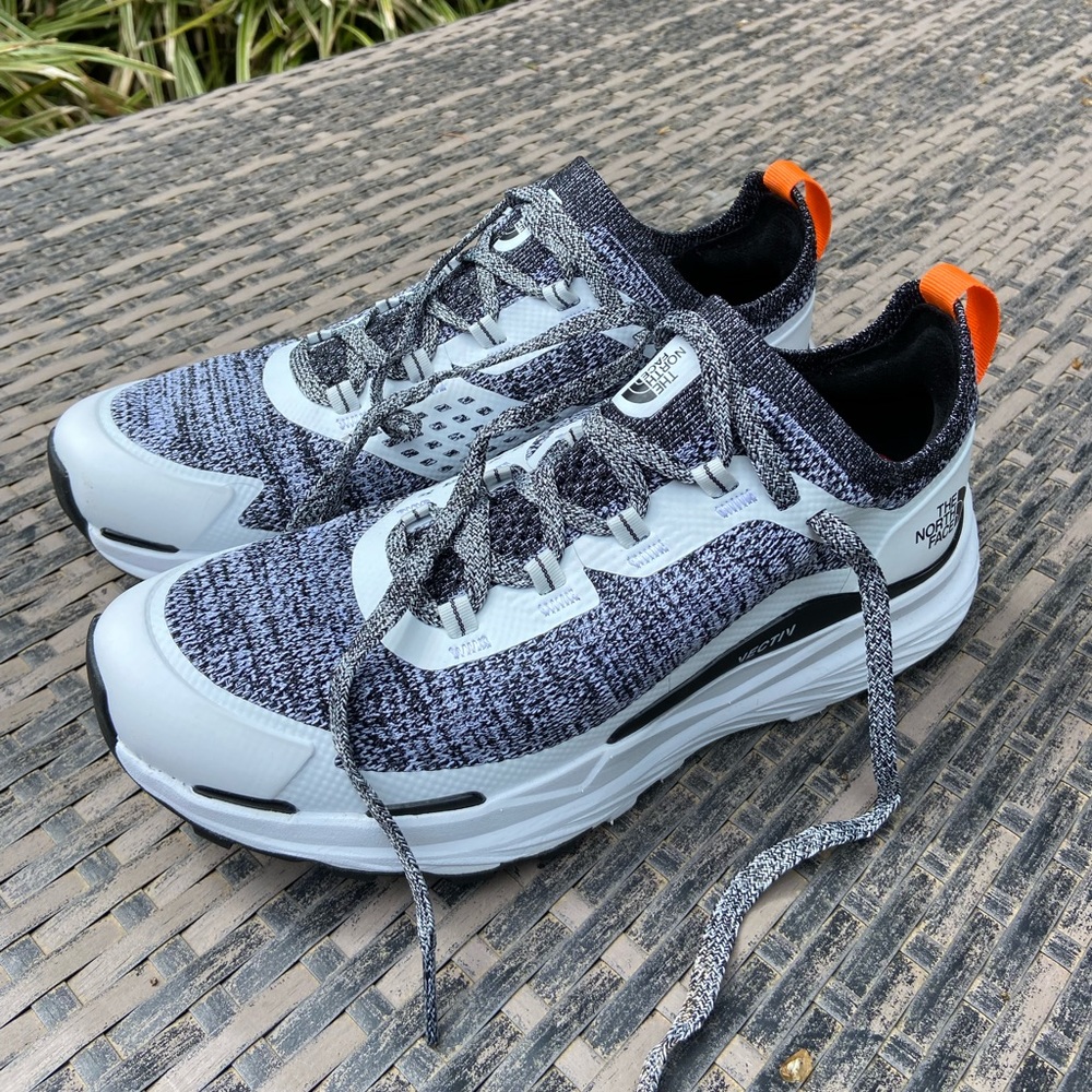 The North Face Vectiv Escape Womens size 8.5